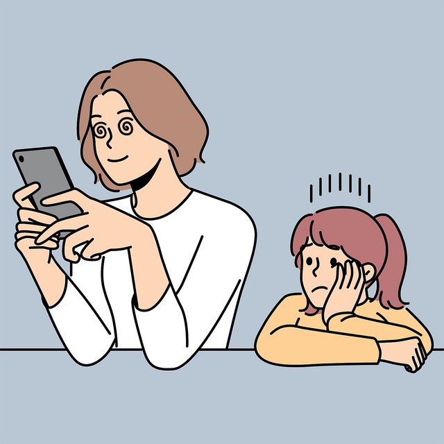 Жена увлеклась тренингами по "семейному счастью", но отношения в семье разладились: что делать?