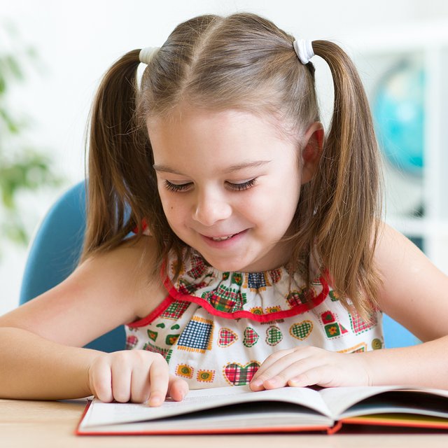 5 простых способов научить ребёнка читать и понимать книги: лайфхаки от учителя началки