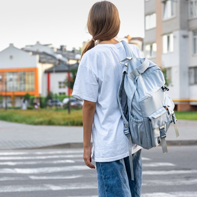 Я школьница и не могу найти друзей: что мне делать?