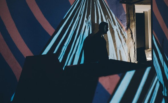 Таинственная елка: театр теней с художниками (6+)