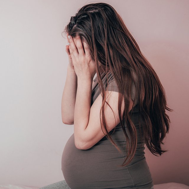 Панические атаки во время беременности: как с ними справиться и опасно ли это для ребёнка