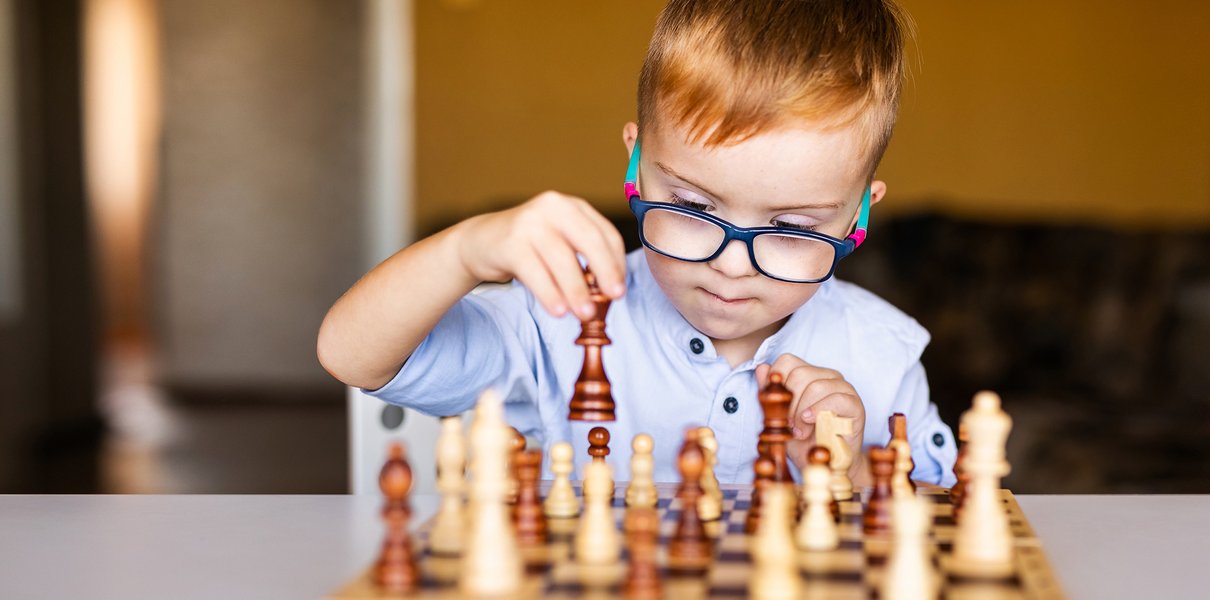 Прикольные фотографии детей: Шахматы для маленьких детей - Фото: _jpg