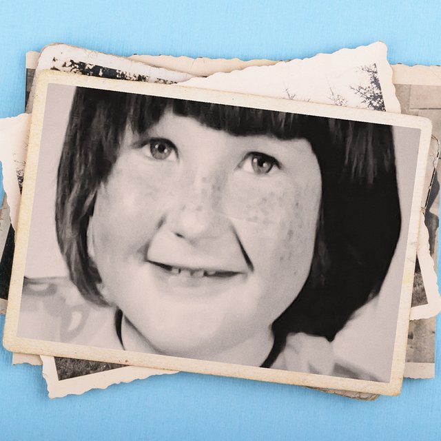 Джоан Роулинг или Дарья Донцова? Тест: узнайте писателя по детскому фото