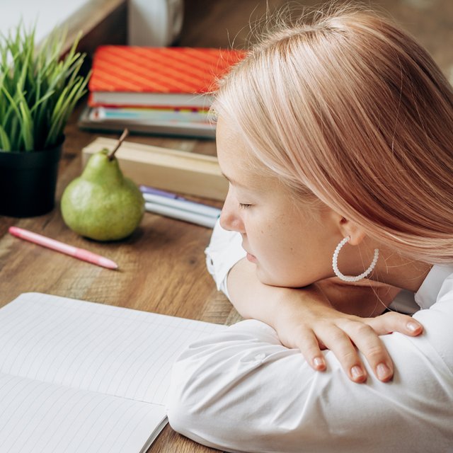 Почему в школах не готовят к ЕГЭ и можно ли отменить домашку