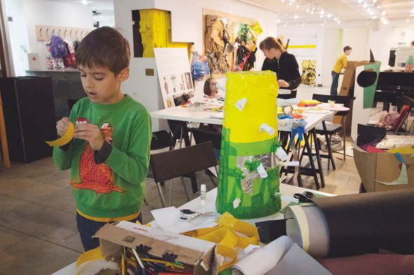 Дети изучают искусство. Ну и зачем айтишнику классическая музыка? Педагог по креативному мышлению — о том, почему искусство важно изучать всем