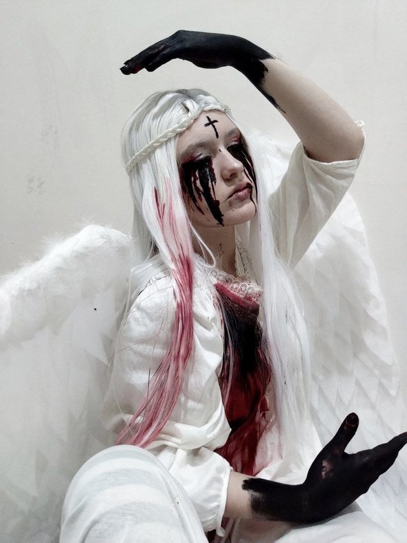 Диана Поликарпова. «Классная руководительница просто умоляла меня стать нормисом»: 15-летняя режиссер — о буллинге, неформалах и природе творчества