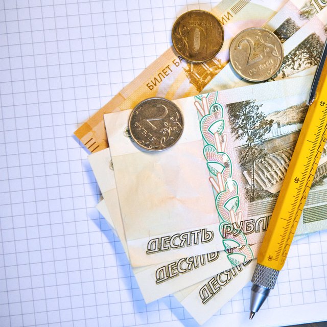 154 рубля 24 копейки в день платят учителям за работу на ЕГЭ и ОГЭ. Они правда не могут от этого отказаться?