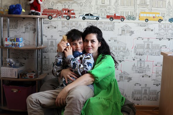 «Материнство несовместимо с офисной работой». Правила воспитания детской писательницы Софьи Ремез