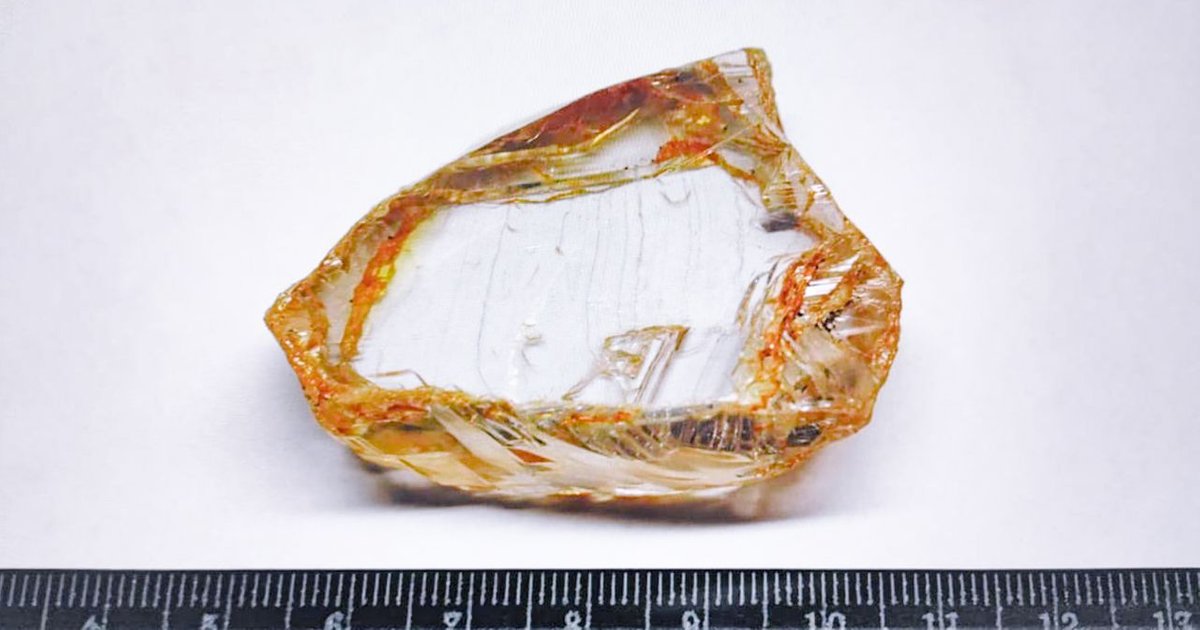 В Якутии найден один из крупнейших алмазов в истории России | Мел