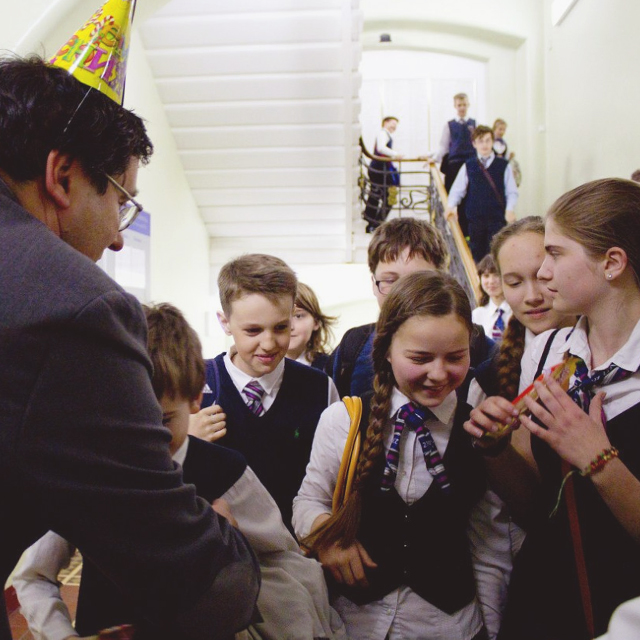 25 лучших школ России