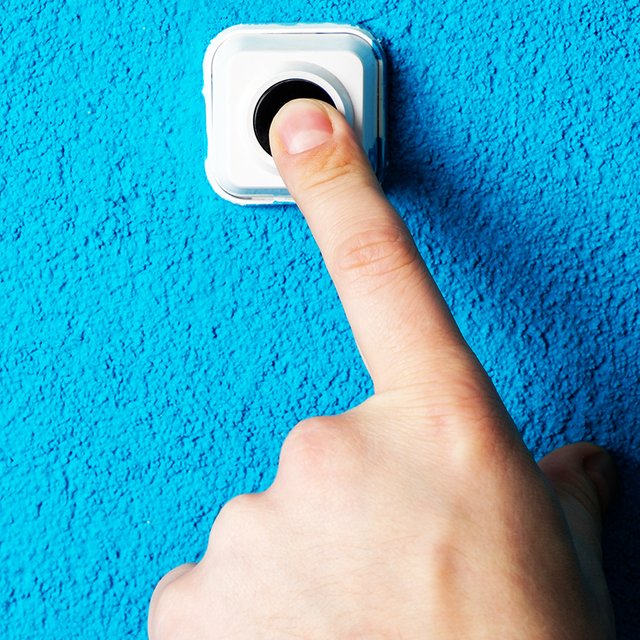 Завуч заставляет учителей ходить по домам учеников: насколько это законно?