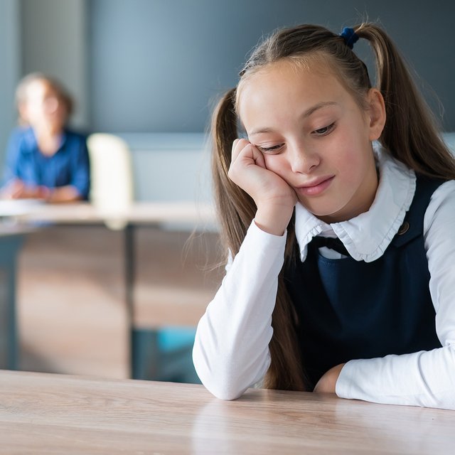 Учителей заставляют после уроков заниматься с «отстающими»: законно ли это