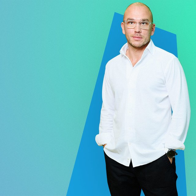 «Как можно менять качество жизни, не размышляя о человеке?»: Максим Казарновский — о гуманитарных знаниях в эпоху технологий