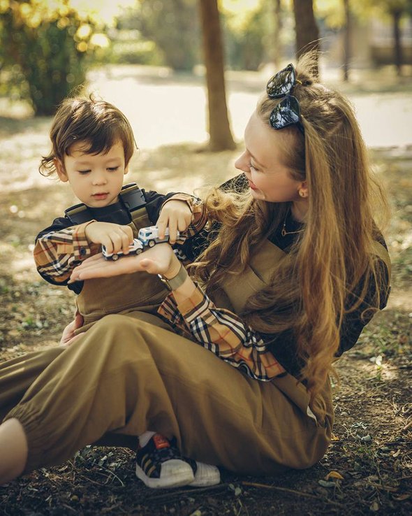 «Тут ребенок до трех лет — бог». Правила воспитания мамы, которая 7 лет живет в Китае