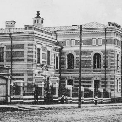 6 учебных заведений, построенных меценатами