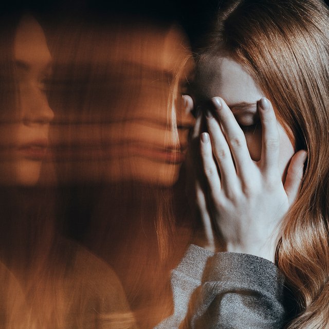 Ученик распространяет в школе запрещённые вещества: как действовать учителю