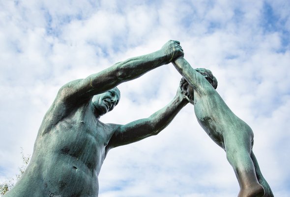 «По-другому он не понимает». Психолог — о том, почему мы все еще бьем детей