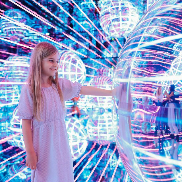 7 приключений, которые возможны только в Дубае, или Как познакомиться с роботом-гуманоидом