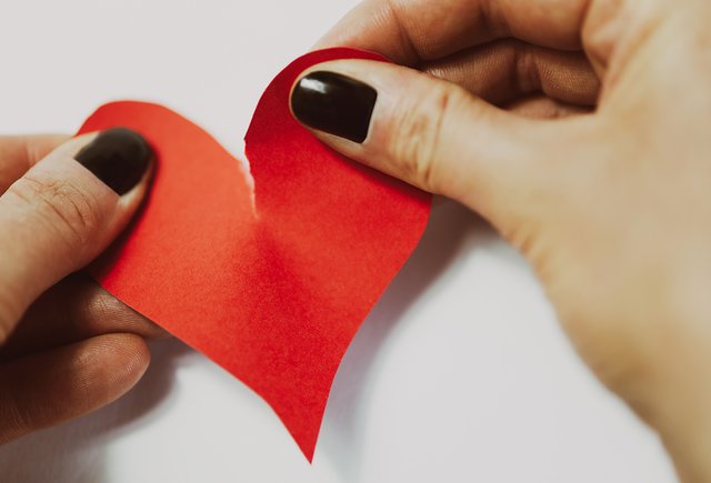 Почему неразделенную любовь не всегда нужно «лечить»: эссе психолога