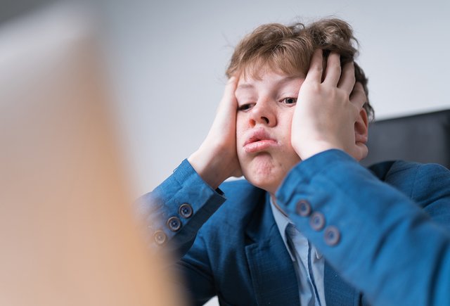 «Назло уши отморожу»: подростки — о том, что их бесит в претензиях взрослых