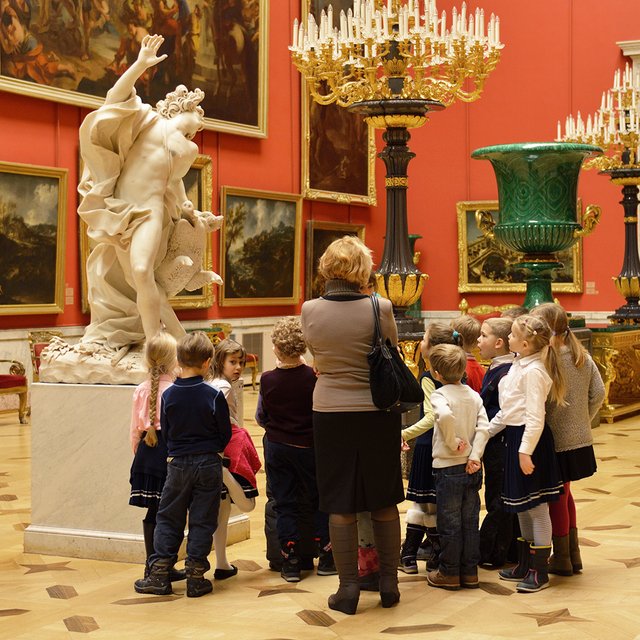 «Пожалуйста, только не в музей». Почему детям скучно на экскурсиях и 5 советов, как это изменить