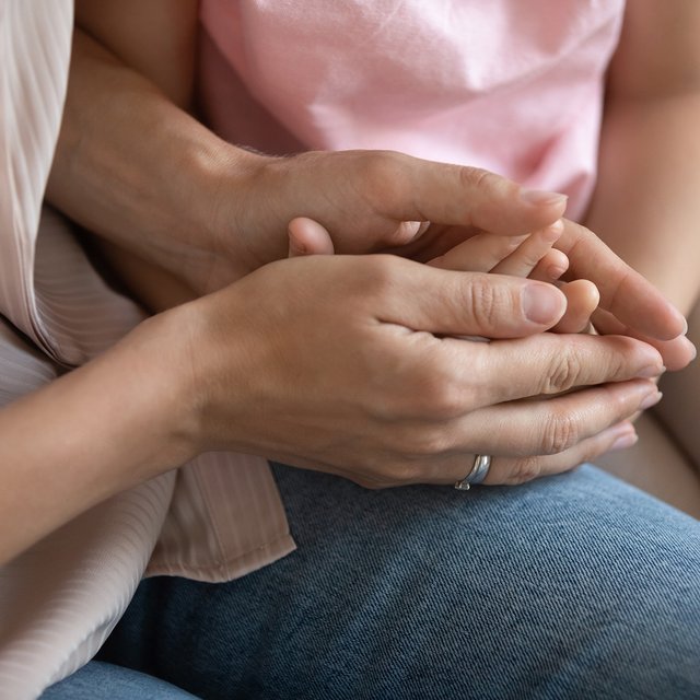 Как говорить с ребенком о трагедиях: советует детский психиатр