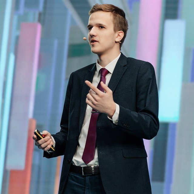 «Надо бы это монетизировать». Подросток — о том, как он превратил школьный проект в бизнес