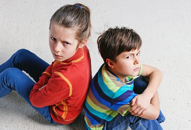 Brothers and sisters often quarrel: 5 ways to fix it