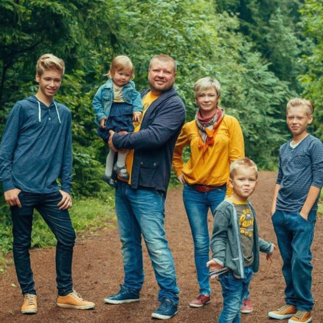 «Пап, ты неправильно моешь посуду!». Жизнь с детьми в Финляндии — глазами русского папы