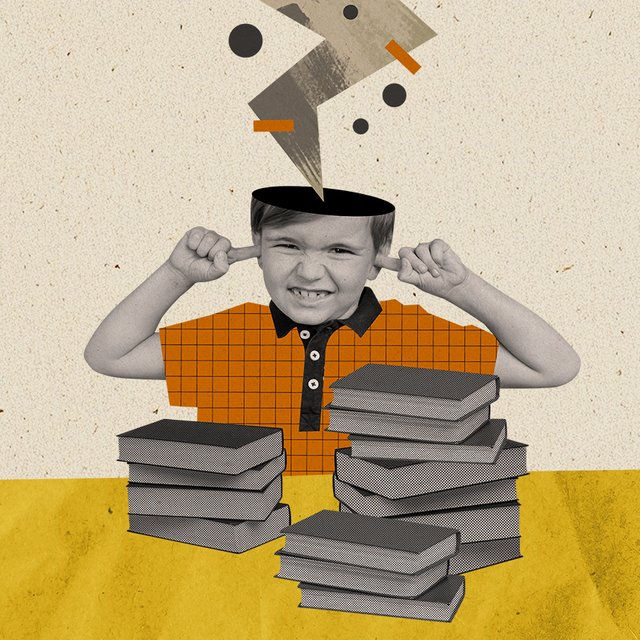 У сына тяжело проходит адаптация к школе: истерики, агрессия. Как ему помочь?