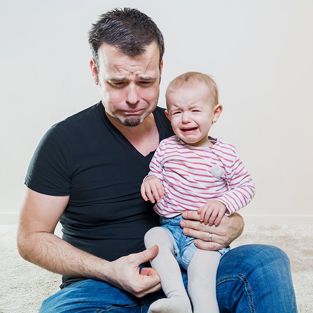 Почему молодые отцы редко берут декретный отпуск (и не только из-за глупых стереотипов)