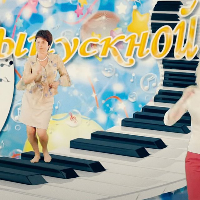 9 крутых видео, которые родители сняли для выпускников: смешно, хайпово, пробивает на слезу