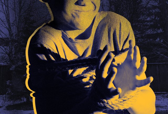 Детей лишали еды и били, один подросток в коме: что происходило в реабилитационном центре для подростков Анны Хоботовой