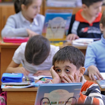 «Ребёнка, который не говорит на русском, сразу считают тупым»