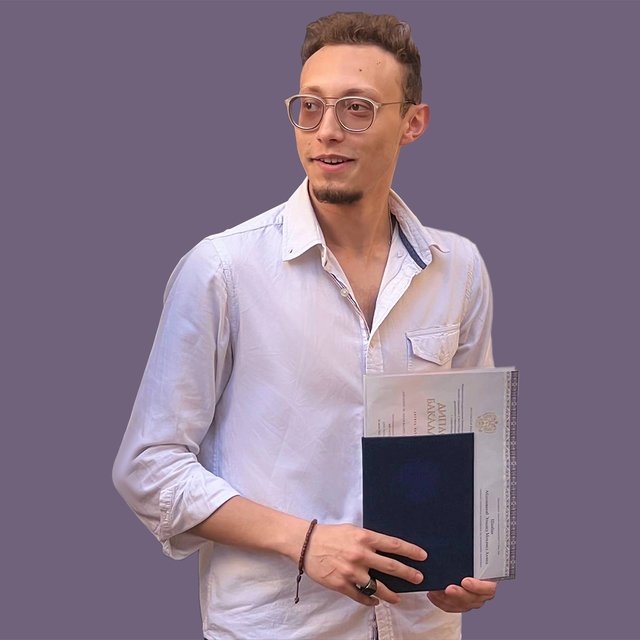 «На уроках анатомии девочки и мальчики сидят в разных классах»: как устроены школы в Египте