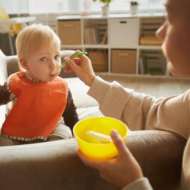 «Богатые родители часто бьют детей». 5 нянь из разных городов — о детях, родителях, деньгах и не только