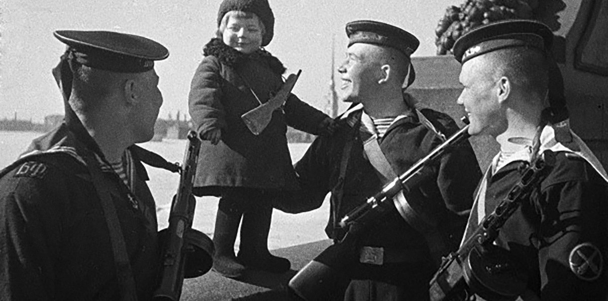 Как говорить с ребёнком о войне, если ему уже привили определённые стереотипы?