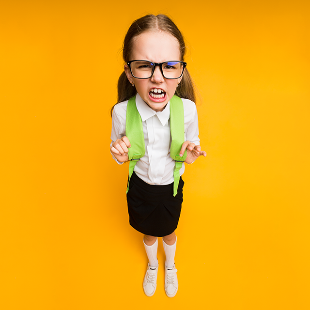 «Не приводите её завтра!»: как выжить родителям ребёнка с трудным поведением