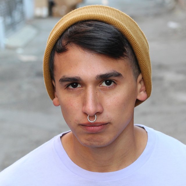 Подросток хочет сделать пирсинг: нужно ли отговаривать и какие альтернативы предложить?