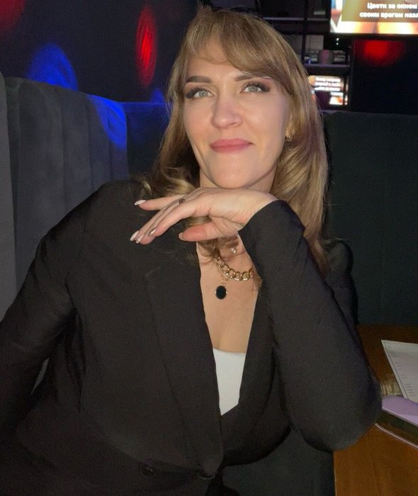 Елена Генералова. Интервью с единственной в мире выморозчицей кораблей: о жизни с тираном, нужде, многодетности и «сложной» профессии