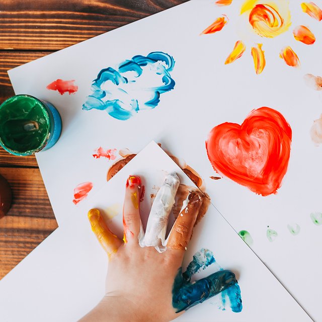 “Сложно бороться с системой”. Педагог-дефектолог — о любви к детям, розовых очках и выгорании