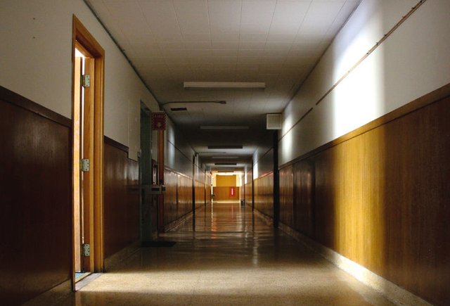 «Преступление — говорить ребенку, что он „конченый“»