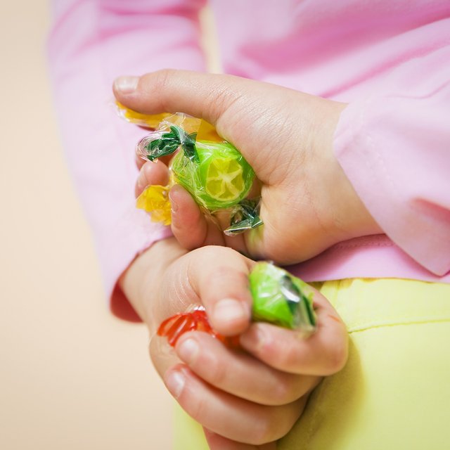 Застукала младшеклассника за мелкими кражами. Что делать?