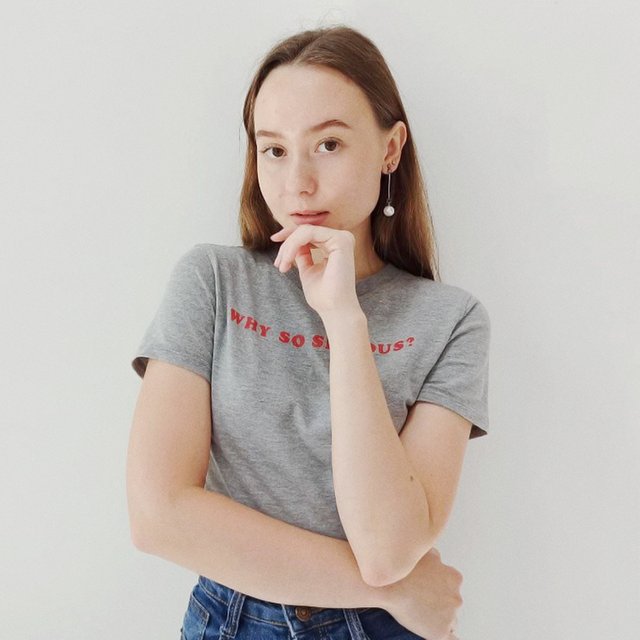 Как сдать ЕГЭ на 296 баллов, просто читая учебники: опыт выпускницы, которая готовилась без репетиторов