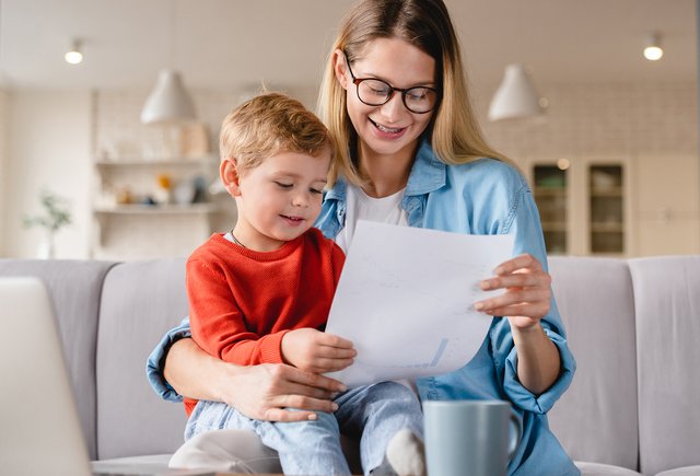 Ребенок пропустил два дня в детском саду из-за визитов к врачу, но справок о болезни нет. Правомерно ли требовать с родителей плату за это время?