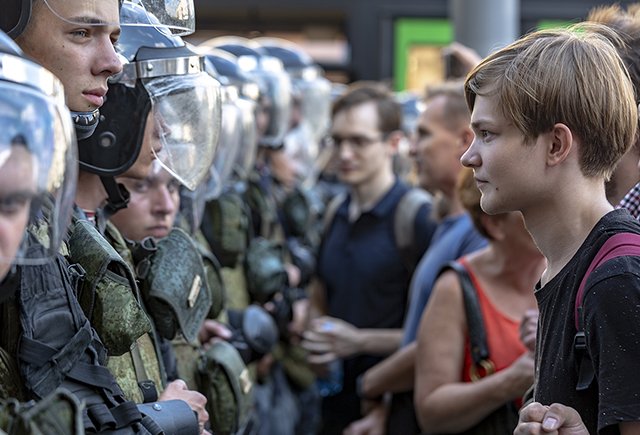 «По-другому власть никого уже не слышит»: зачем подростки ходят на митинги