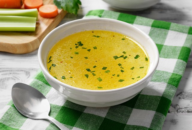 Куриный бульон с секретом — для всех, кто болеет ОРВИ и гриппом