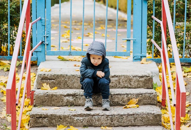Ребенка не пускают в детский сад, если привести его после 8:00. Это законно?