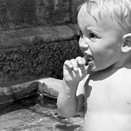 Что делать, если ребёнок грызёт ногти?