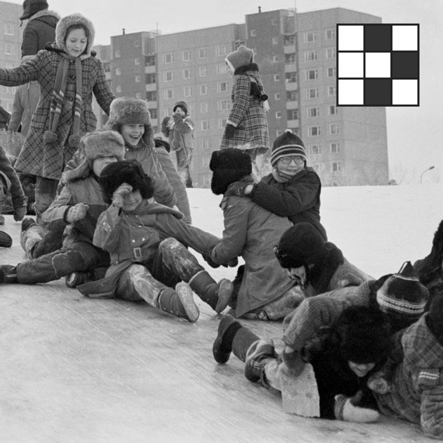 Залить водой и подождать, пока замёрзнет, — что это? Кроссворд про зимние развлечения из детства